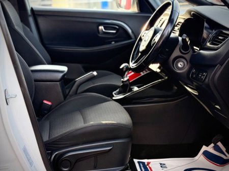 2017 Kia Carens - photo 9