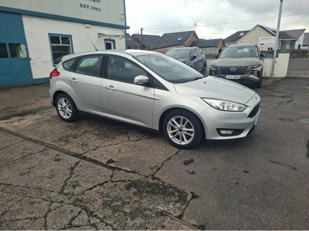 2016 Ford Focus - photo 2