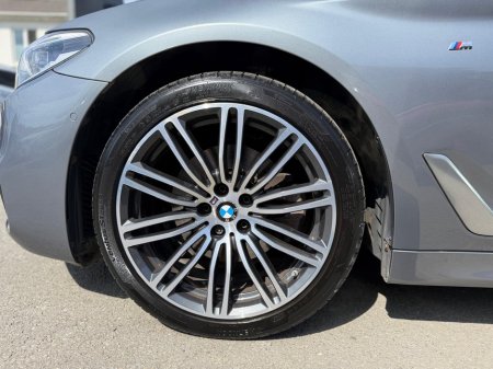 2017 BMW 5-Series - photo 10