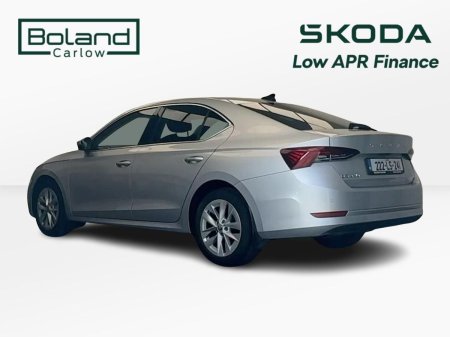 2022 Skoda Octavia - photo 3