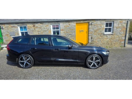 2022 Volvo V60 - photo 7