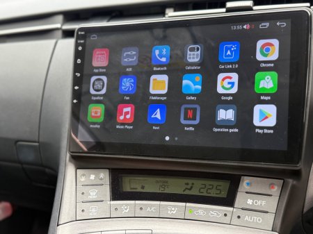 2015 Toyota Prius - photo 13