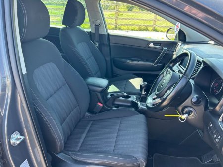 2020 Kia Sportage - photo 13