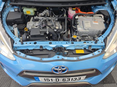 2015 Toyota Aqua - photo 27