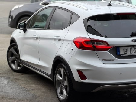 2019 Ford Fiesta - photo 24