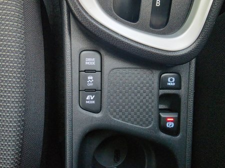 2020 Toyota Yaris Cross - photo 26