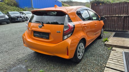 2017 Toyota Aqua - photo 8