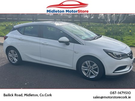 2018 Opel Astra - photo 2