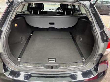 2013 Toyota Avensis - photo 11