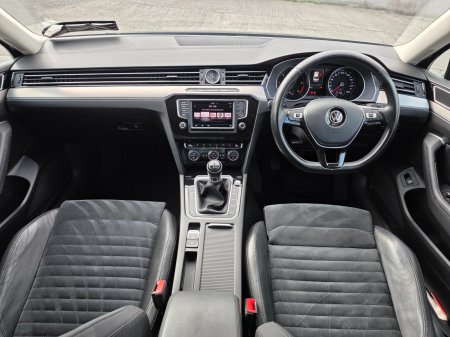 2017 Volkswagen Passat - photo 12