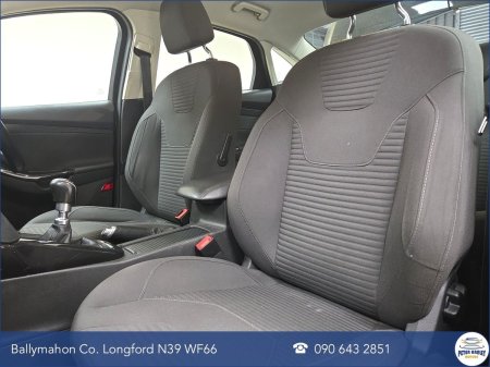 2017 Ford Focus - photo 21