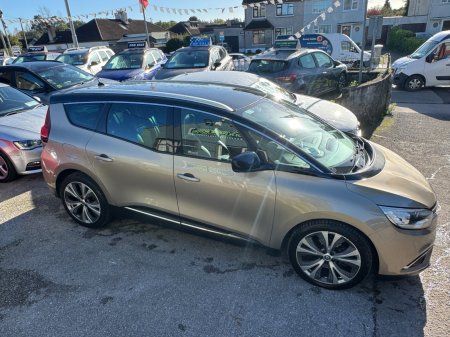 2017 Renault Grand Scenic - photo 2