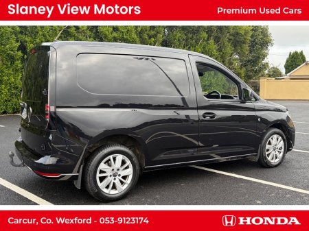 2023 Volkswagen Caddy - photo 3