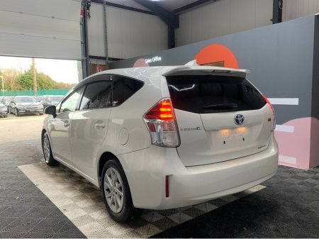 2016 Toyota Prius - photo 4