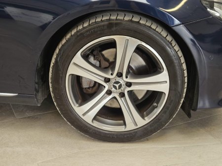 2017 Mercedes-Benz E-Class - photo 6