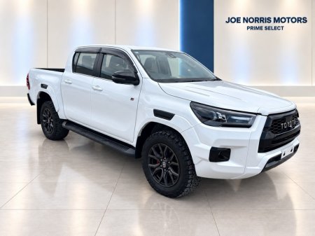 2024 Toyota Hilux - photo 2