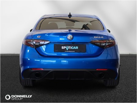 2025 Alfa Romeo Giulia - photo 13