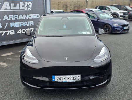 2024 Tesla Model Y - photo 2