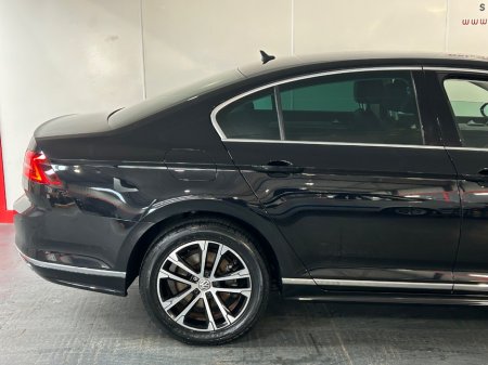 2019 Volkswagen Passat - photo 23