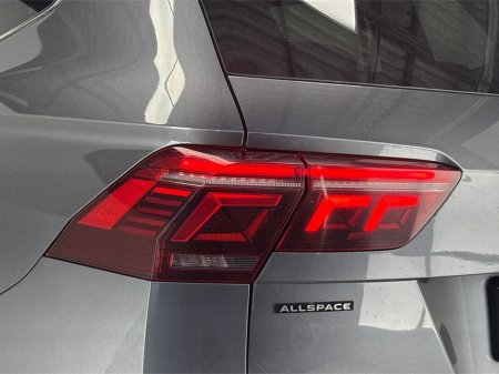 2023 Volkswagen Tiguan Allspace - photo 10