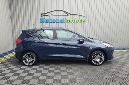 2019 Ford Fiesta - photo 2