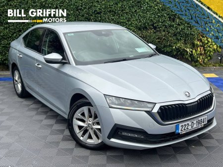 2022 Skoda Octavia AMBITION 2.0 TDI // CRUISE CONTROL // DUAL ZONE CLIMATE CONTROL // REVERSE CAMERA