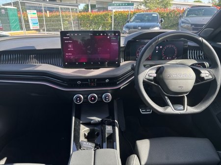 2025 Skoda Superb - photo 8