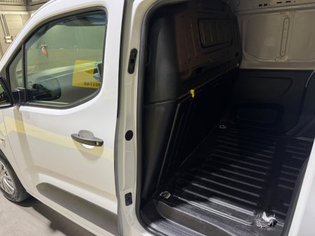 2023 Citroen Berlingo - photo 27