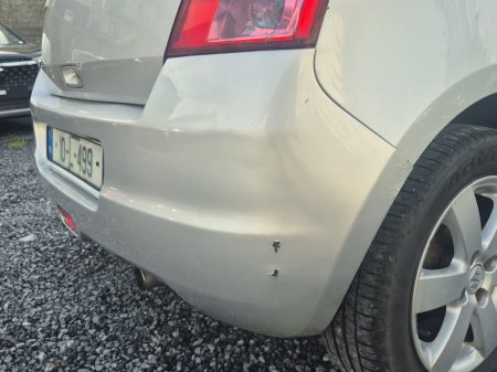 2010 Suzuki Swift - photo 14
