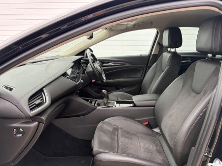 2022 Opel Insignia - photo 21