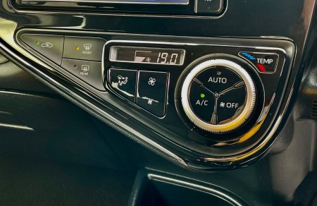 2019 Toyota Aqua - photo 30