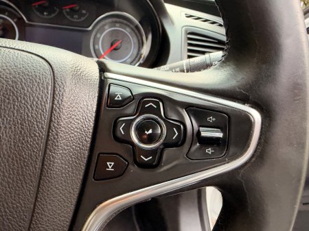 2016 Vauxhall Insignia - photo 18