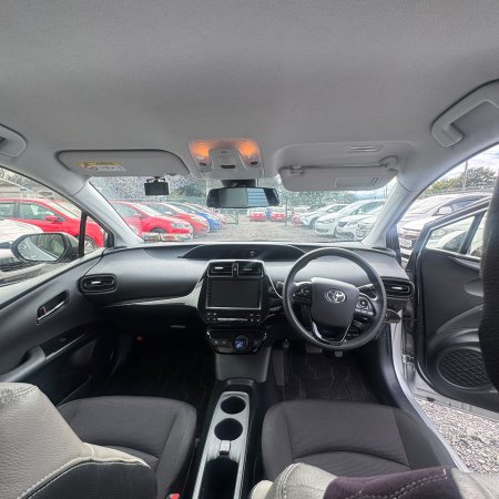 2022 Toyota Prius - photo 17