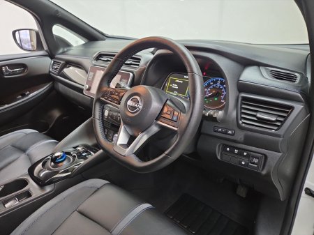 2024 Nissan Leaf - photo 9