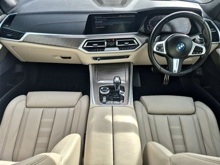 2022 BMW X5 - photo 2