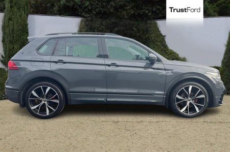 2020 Volkswagen Tiguan - photo 3