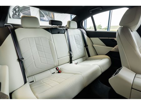 2025 BMW i5 - photo 25