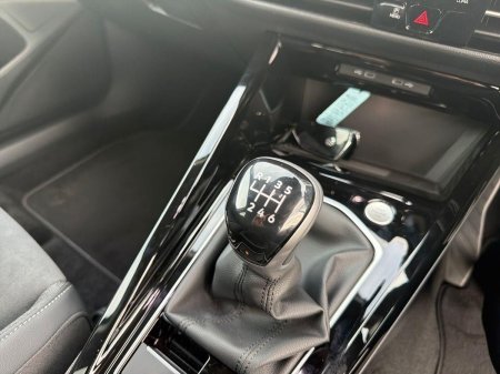 2026 Volkswagen Golf - photo 10