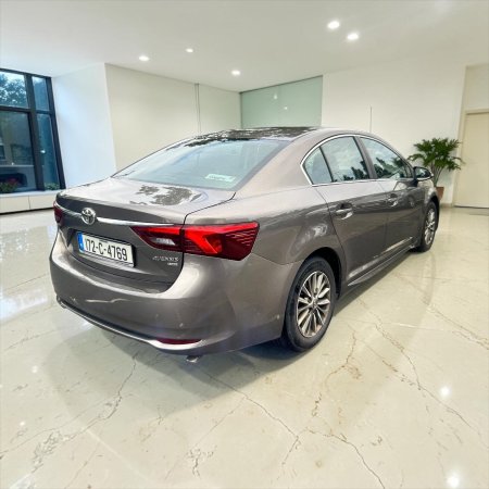 2017 Toyota Avensis - photo 21