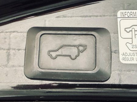 2018 Toyota RAV4 - photo 12