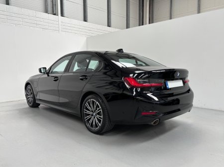 2021 BMW 3-Series - photo 7