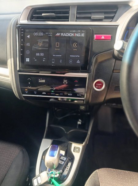 2015 Honda Fit - photo 9
