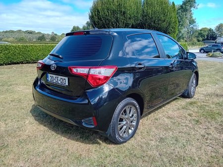 2020 Toyota Yaris - photo 9
