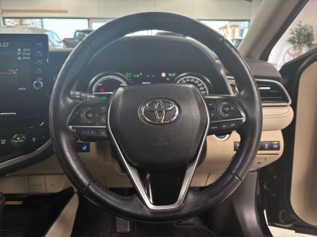 2023 Toyota Camry - photo 9