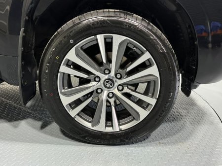 2021 Toyota Land Cruiser - photo 27