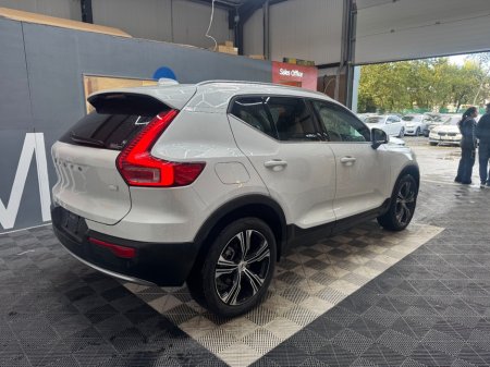 2021 Volvo XC40 - photo 3