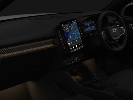 2027 Volvo EX40 - photo 11
