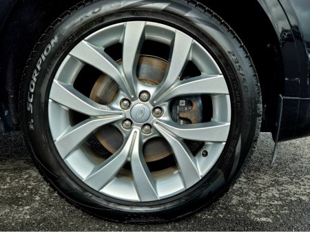 2023 Land Rover Discovery Sport - photo 9