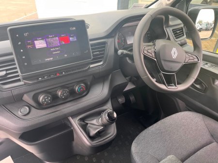 2026 Renault Trafic - photo 12