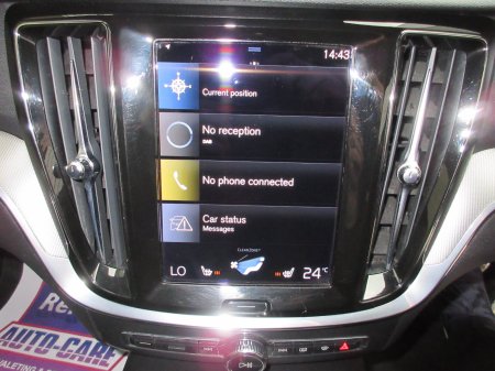 2022 Volvo V60 - photo 16